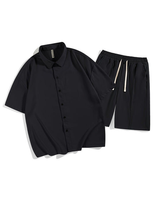 Conjunto de camisa abotonada con mangas cortas y shorts