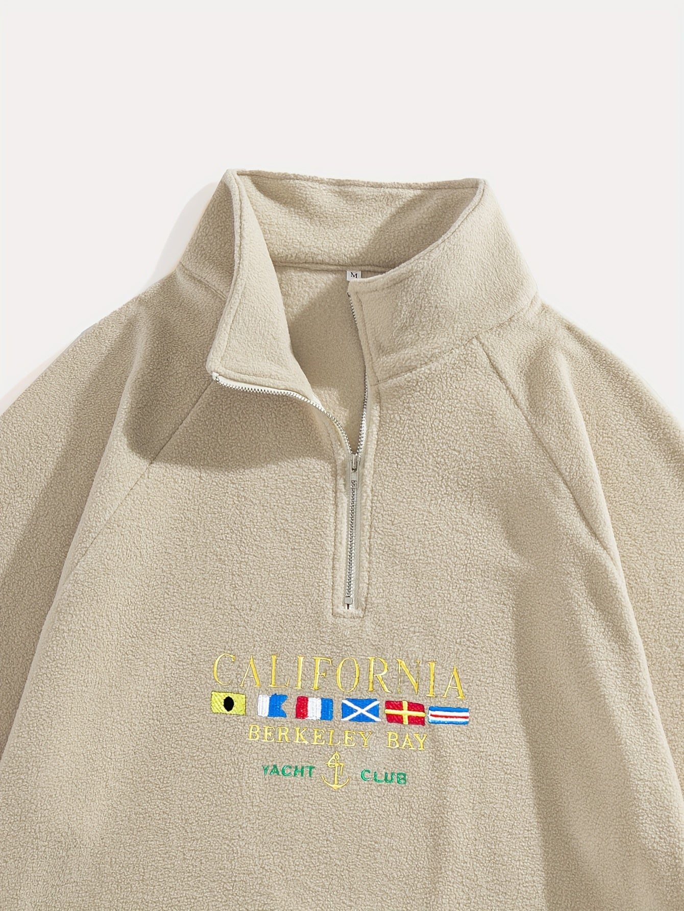 Sudadera con cremallera de polar bordado California para hombre
