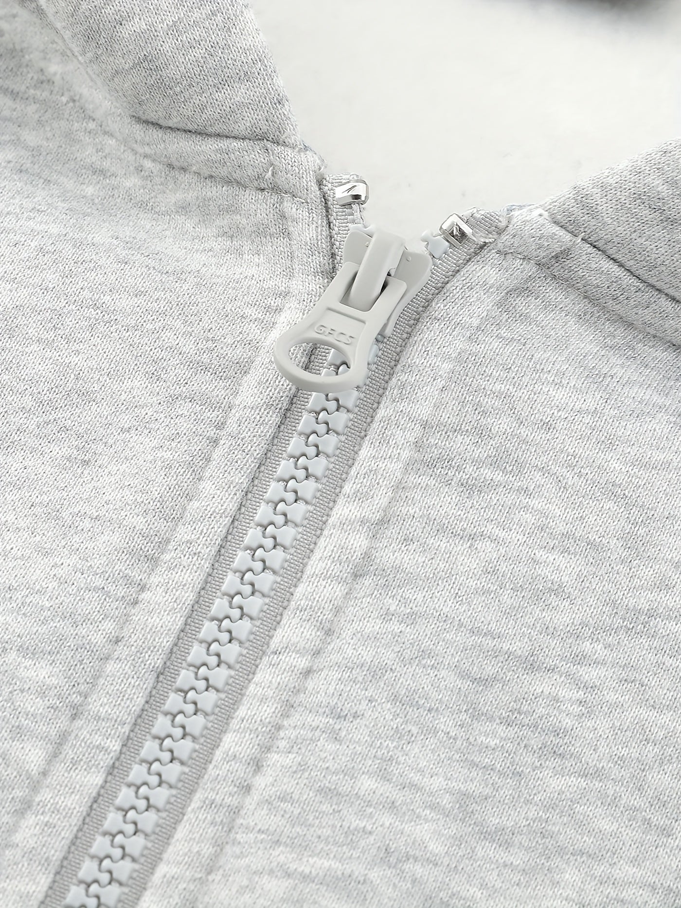 Sudadera con capucha gruesa y cremallera