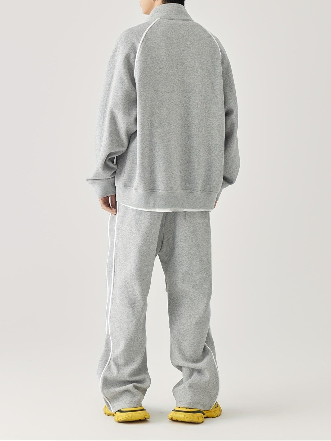 Sudadera informal gris con capucha