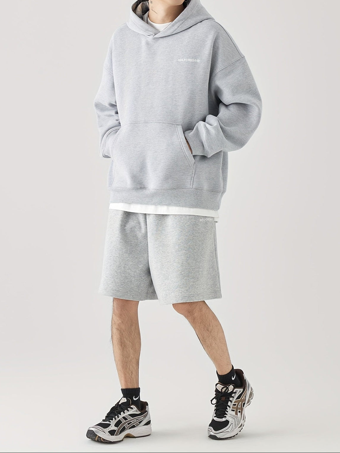 Men’s loose fit hoodie with plaid collar