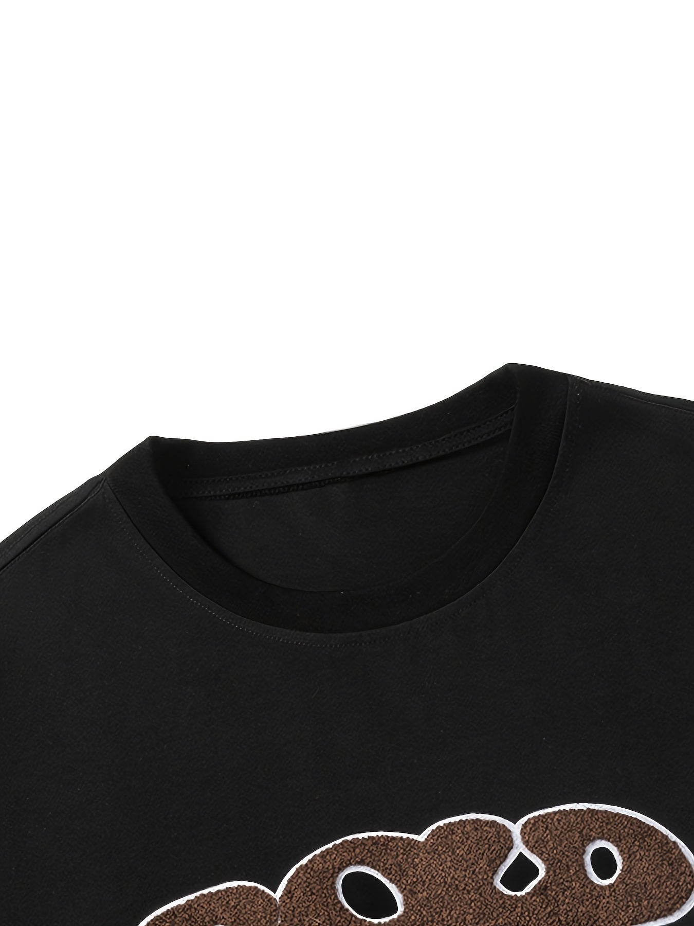 Men’s casual cotton T-shirt with embroidered pattern